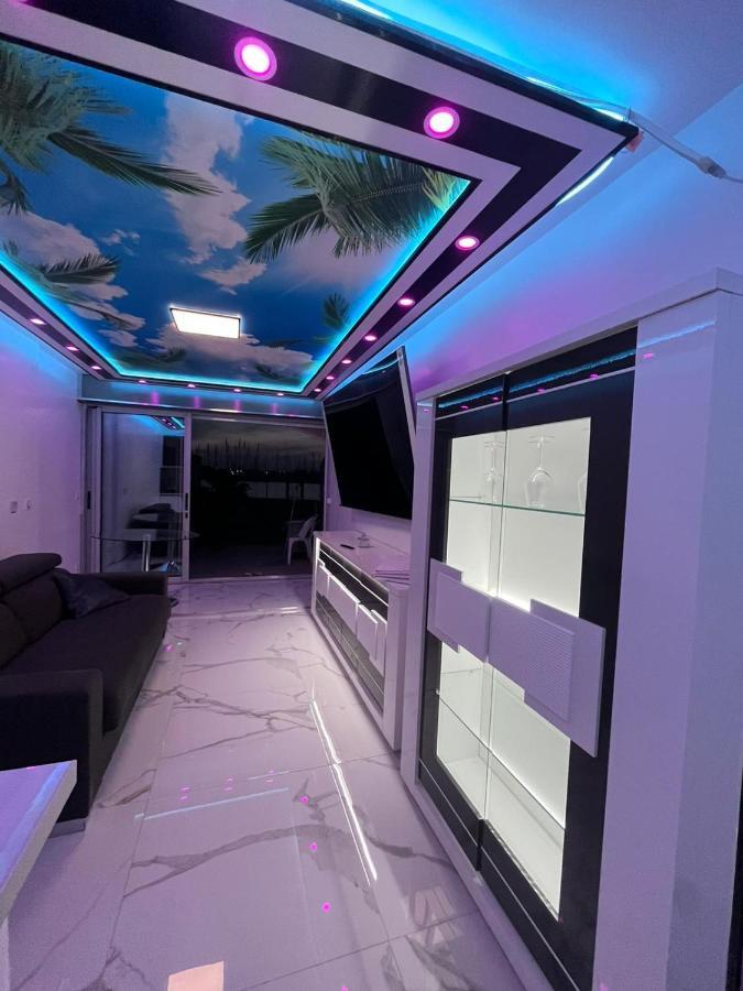 24 Appart Tropic Deluxe Агд Экстерьер фото